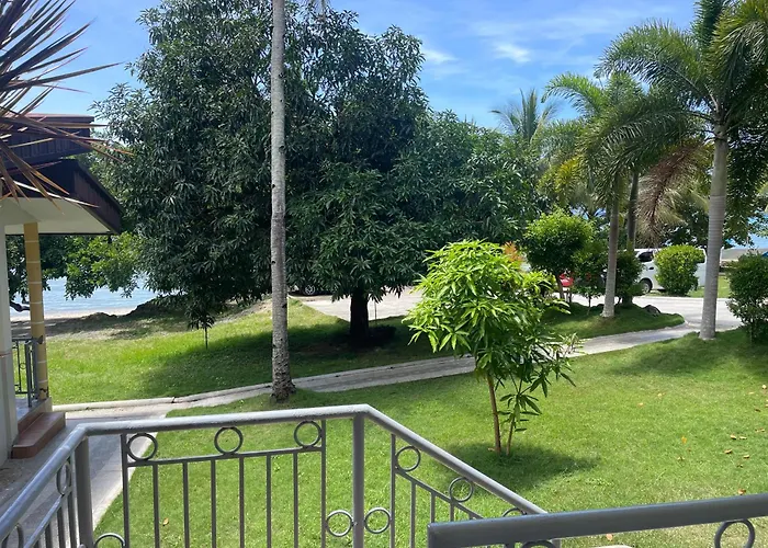 Resort Reef Waters Pilar (Cebu)